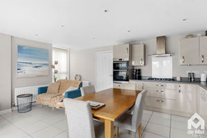 Photo 18- click for photo gallery